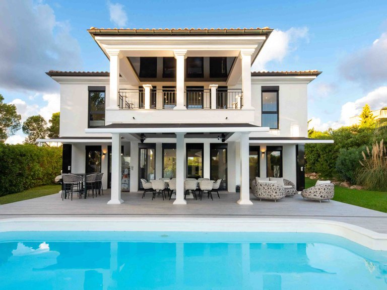 Villa for Sale in Santa Ponsa, Balearic Islands 2