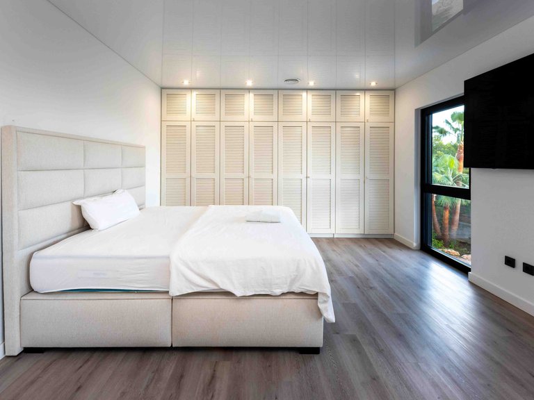 Villa for Sale in Santa Ponsa, Balearic Islands 26