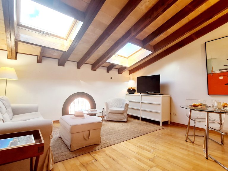 Apartment for Rent in Palma De Mallorca, Balearic Islands 1