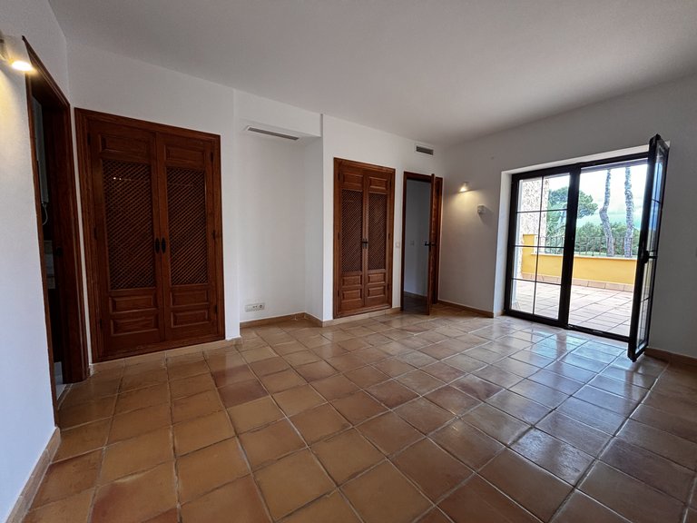 Villa for Sale in Nova Santa Ponsa, Balearic Islands 2