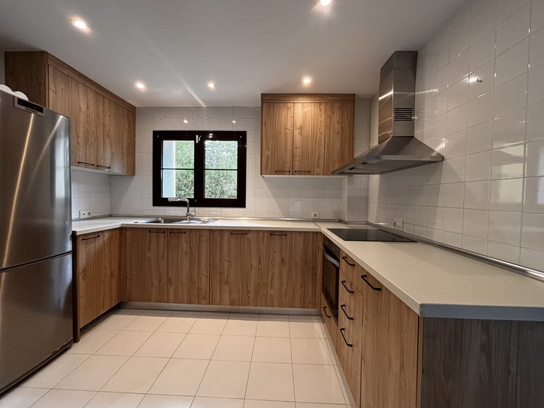 Villa for Sale in Nova Santa Ponsa, Balearic Islands 4