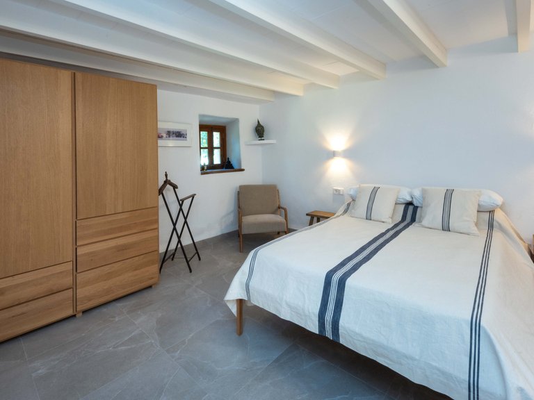 Country House for Sale in Pollensa, Balearic Islands 13