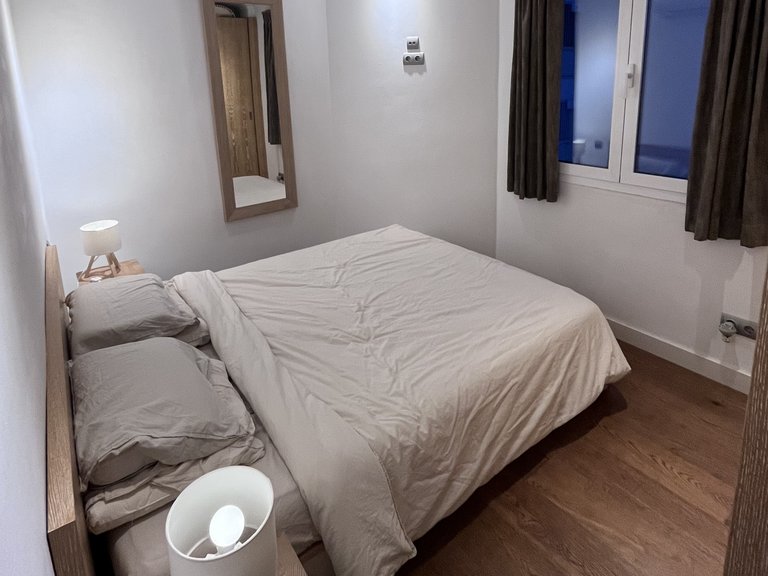 Apartment for Rent in Paseo Marítimo, Balearic Islands 5