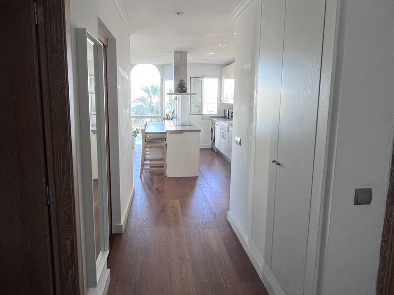 Apartment for Rent in Paseo Marítimo, Balearic Islands 4