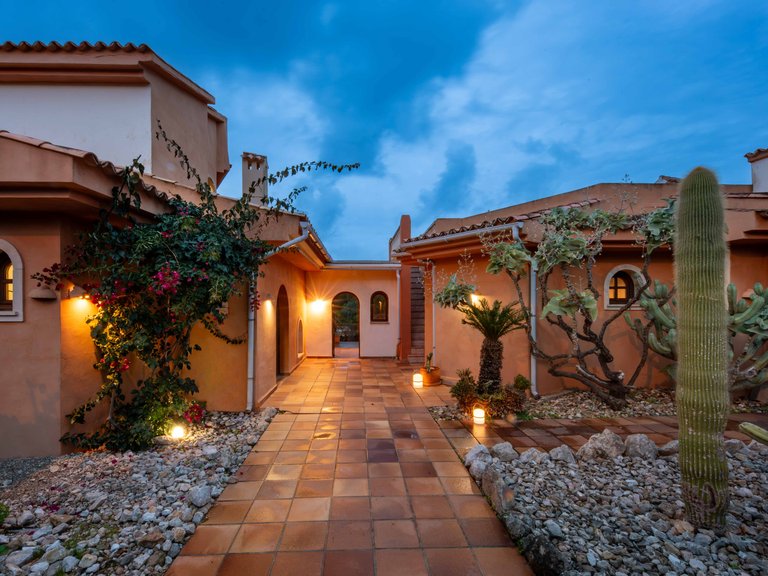 Villa for Sale in Nova Santa Ponsa, Balearic Islands 22