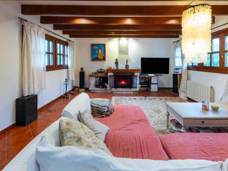 Villa for Sale in Nova Santa Ponsa, Balearic Islands 5