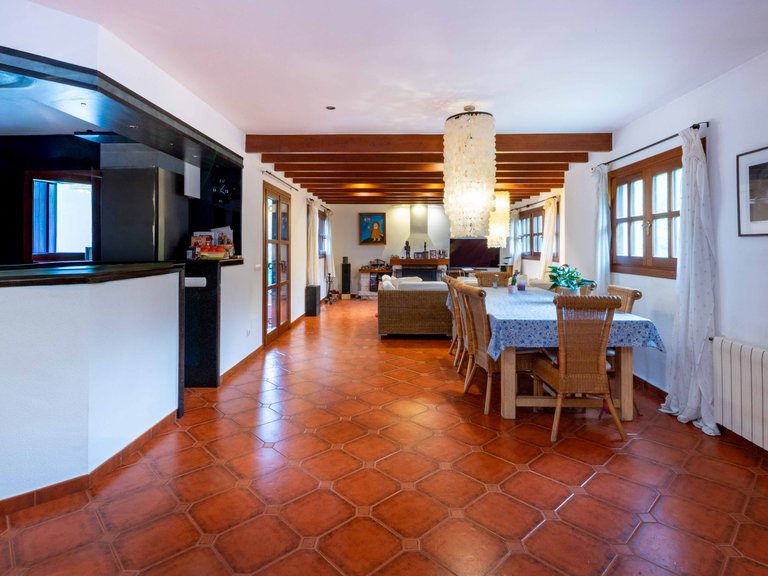 Villa for Sale in Nova Santa Ponsa, Balearic Islands 7