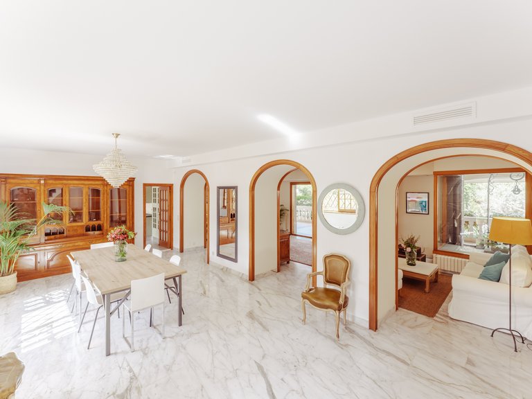 Villa for Rent in Establiments, Balearic Islands 11