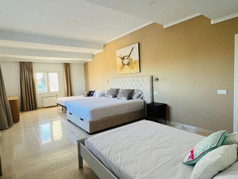 Villa for Sale in Palma De Mallorca, Balearic Islands 21