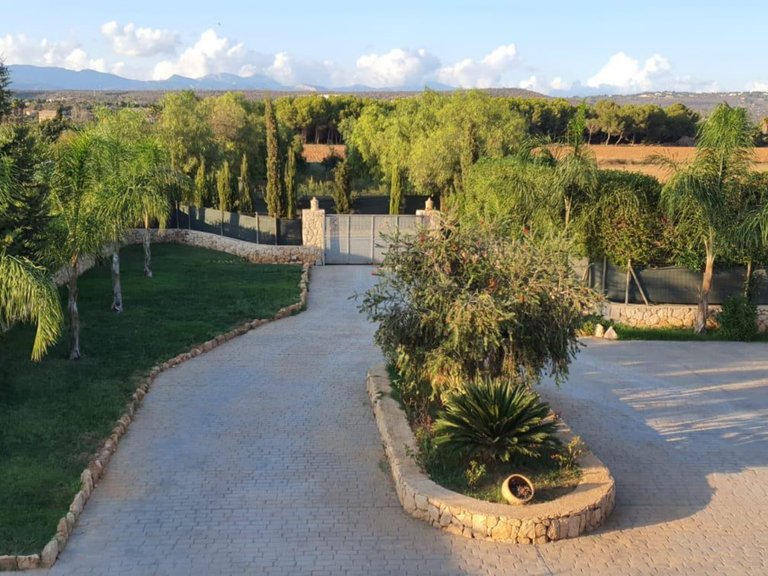 Villa for Sale in Palma De Mallorca, Balearic Islands 3