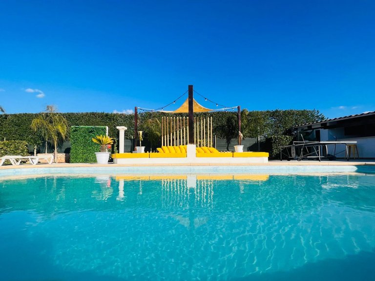 Villa for Sale in Palma De Mallorca, Balearic Islands 1