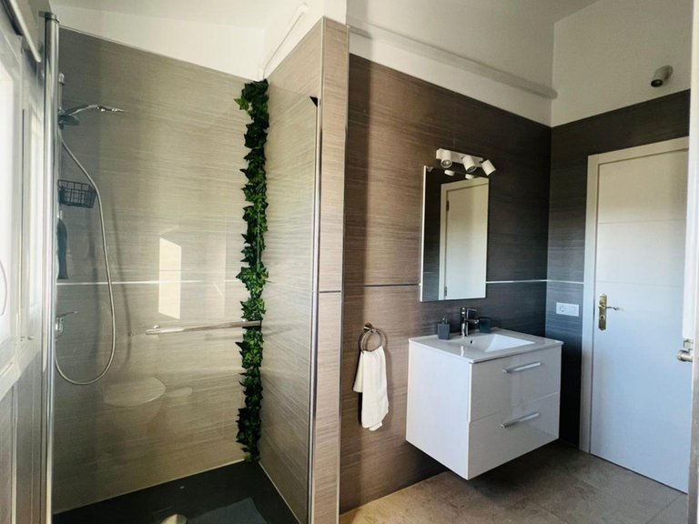 Villa for Sale in Palma De Mallorca, Balearic Islands 20