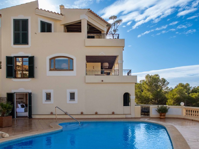 Apartment for Sale in Puerto De Andratx, Balearic Islands 8