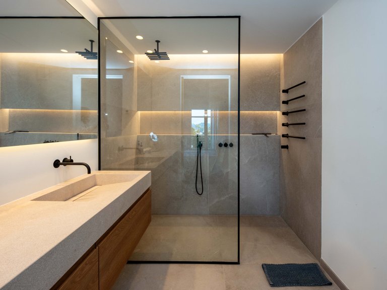 Apartment for Sale in Puerto De Andratx, Balearic Islands 25