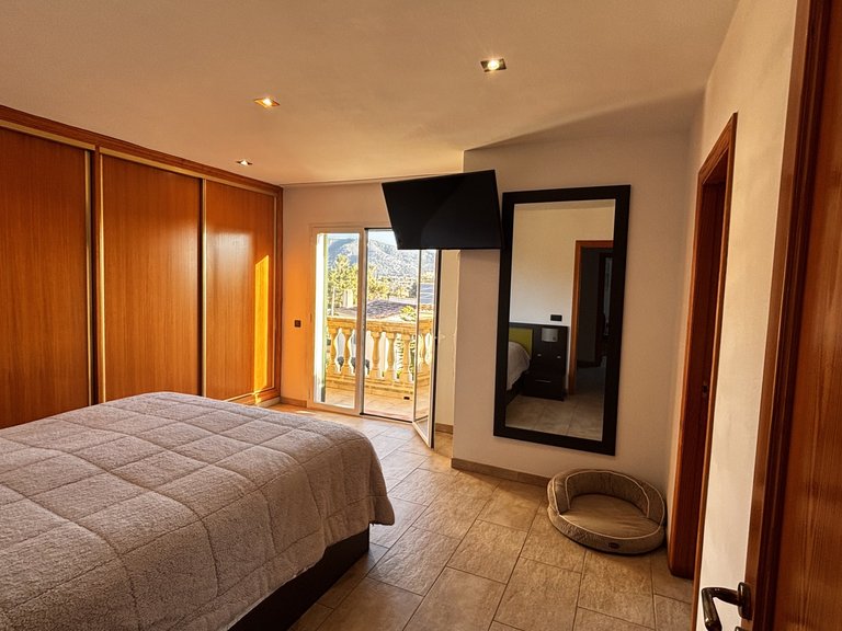 Villa for Sale in Calvià Village, Balearic Islands 6