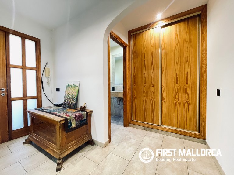 Villa for Sale in Calvià Village, Balearic Islands 5