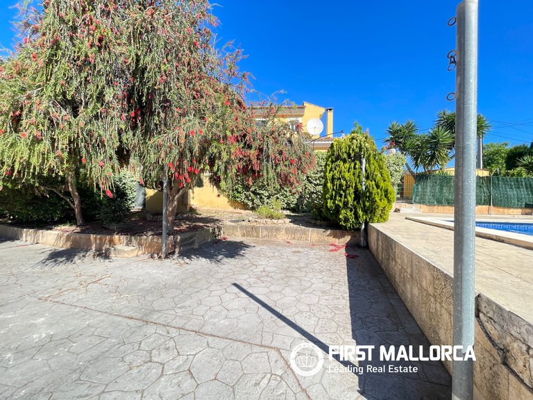 Villa for Sale in Calvià Village, Balearic Islands 32
