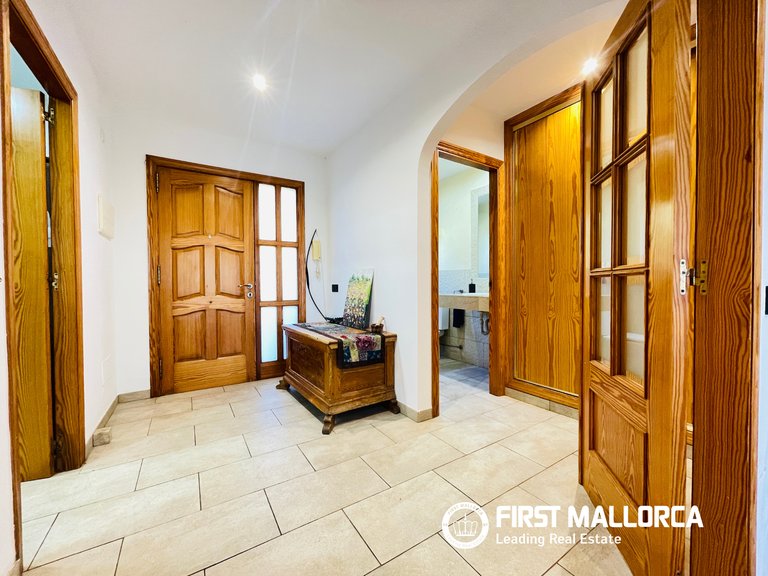 Villa for Sale in Calvià Village, Balearic Islands 3
