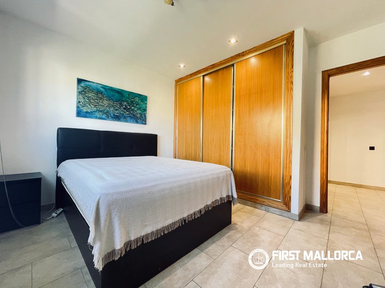 Villa for Sale in Calvià Village, Balearic Islands 25