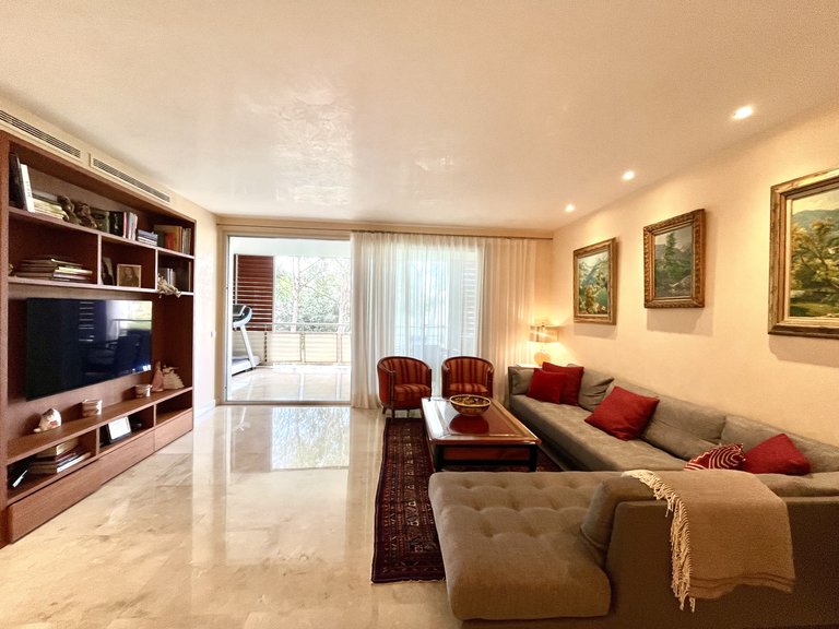 Apartment for Rent in Bendinat, Balearic Islands 5