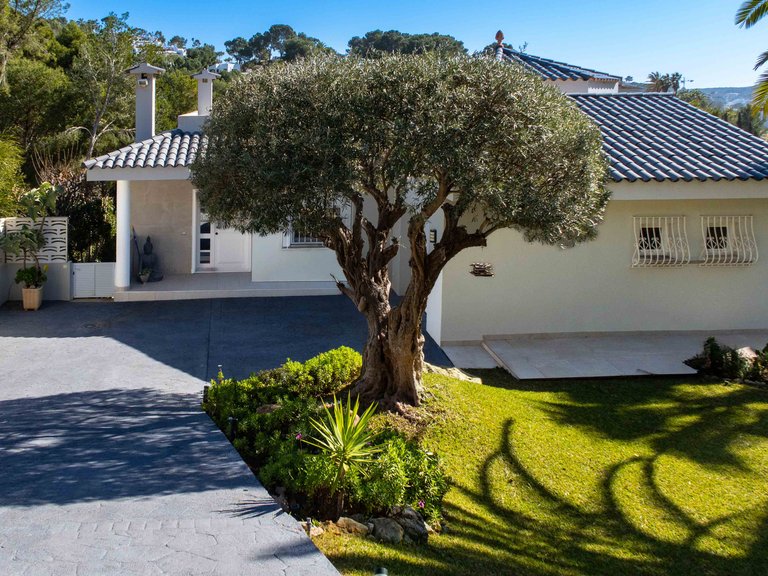Villa for Sale in Costa De La Calma, Balearic Islands 1