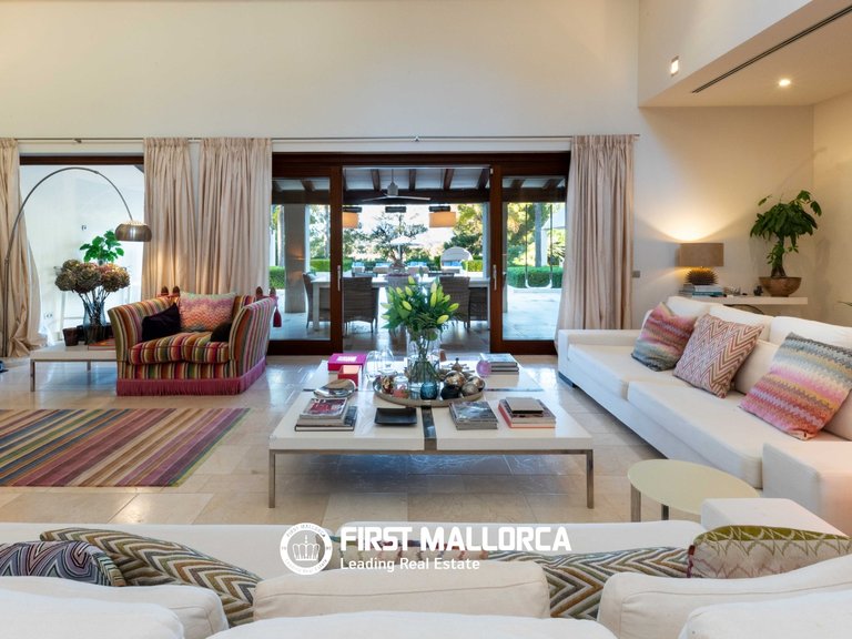 Villa for Sale in Santa Ponsa, Balearic Islands 10