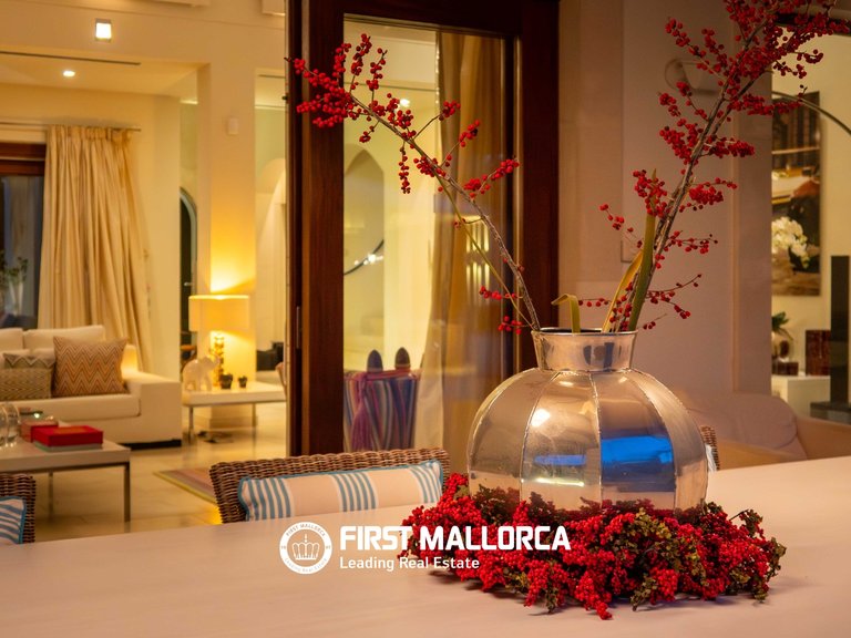 Villa for Sale in Santa Ponsa, Balearic Islands 8