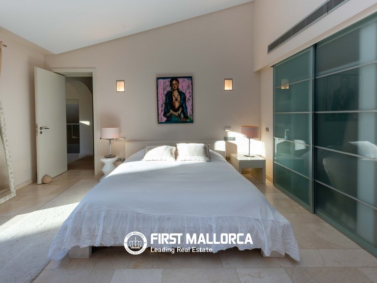 Villa for Sale in Santa Ponsa, Balearic Islands 19