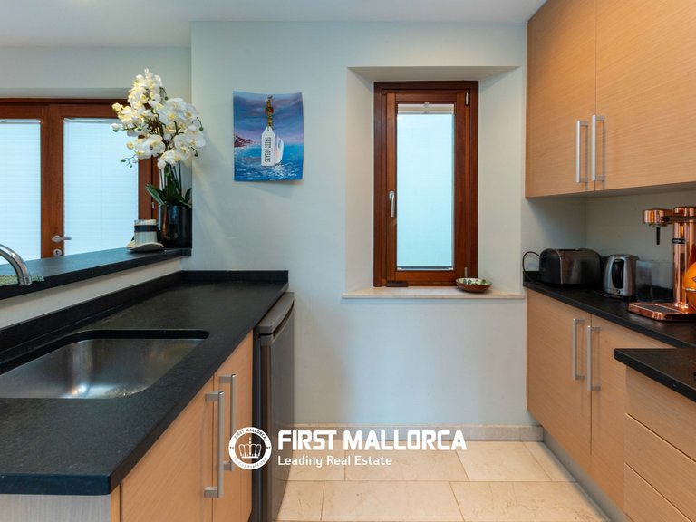 Villa for Sale in Santa Ponsa, Balearic Islands 28