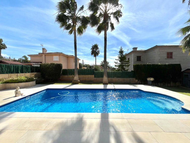 Villa for Sale in Marratxí, Balearic Islands 4