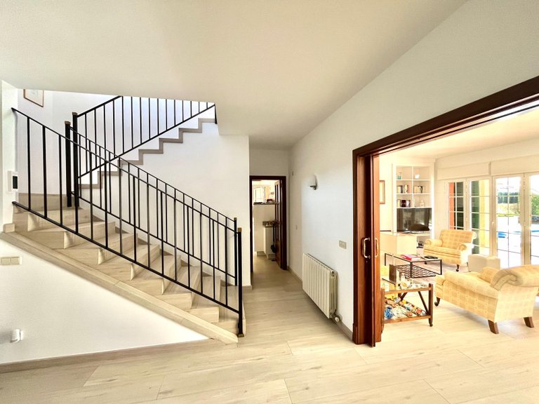 Villa for Sale in Marratxí, Balearic Islands 12