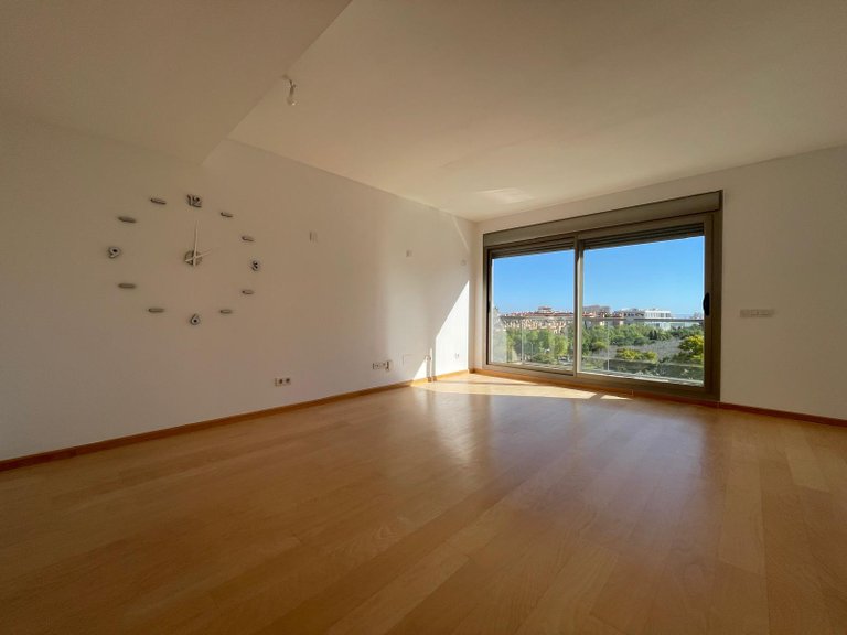 Apartment for Rent in Son Rapinya, Balearic Islands 2