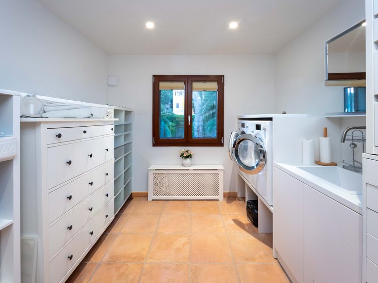 Villa for Sale in Santa Ponsa, Balearic Islands 13