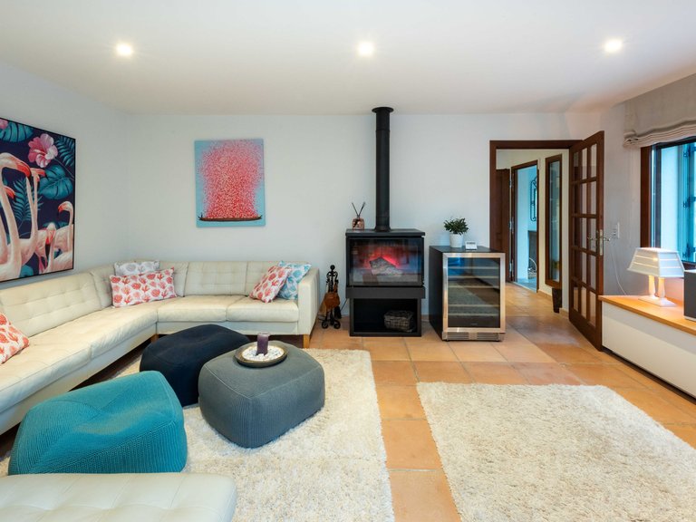 Villa for Sale in Santa Ponsa, Balearic Islands 4