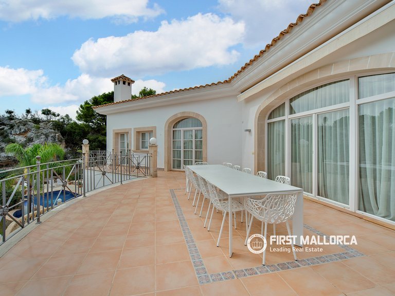 Villa for Sale in Son Vida, Balearic Islands 24