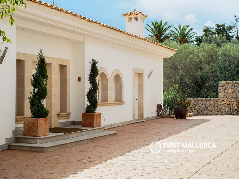 Villa for Sale in Son Vida, Balearic Islands 44