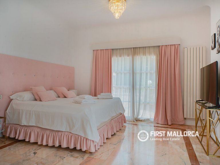 Villa for Sale in Son Vida, Balearic Islands 33