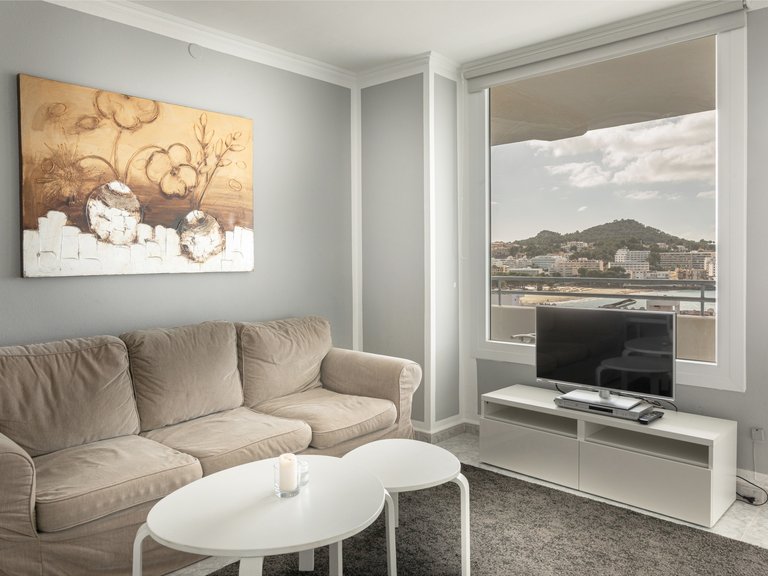 Apartment for Rent in Santa Ponsa, Balearic Islands 5