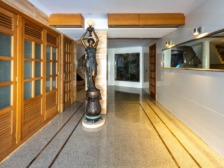 Penthouse for Sale in Bonanova & Son Armadans, Balearic Islands 25