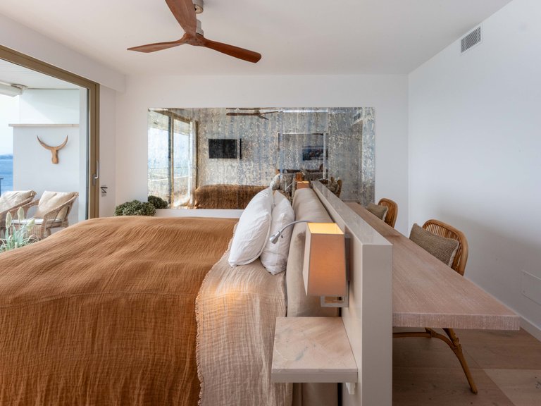 Apartment for Sale in Molinar & Portixol, Balearic Islands 11