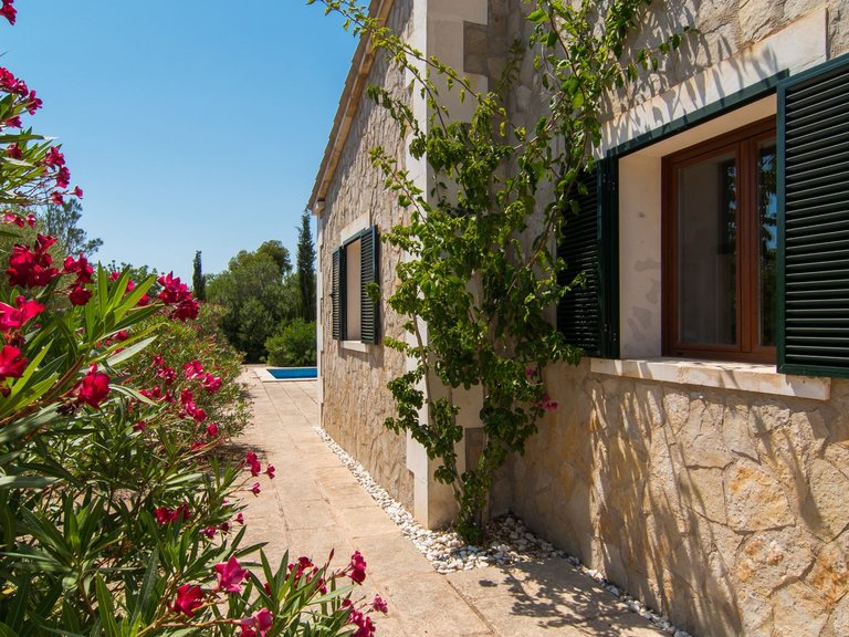 Country House for Rent in Algaida, Balearic Islands 19