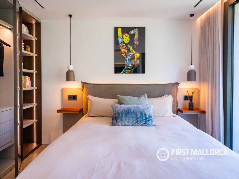 Villa for Sale in Nova Santa Ponsa, Balearic Islands 25