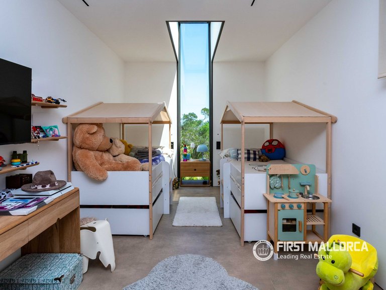 Villa for Sale in Nova Santa Ponsa, Balearic Islands 28