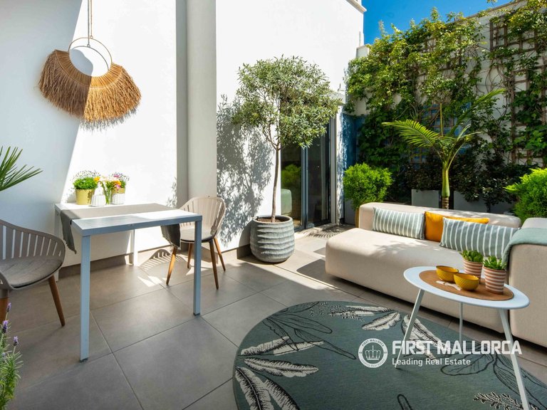 Town House for Sale in Palma De Mallorca, Balearic Islands 1