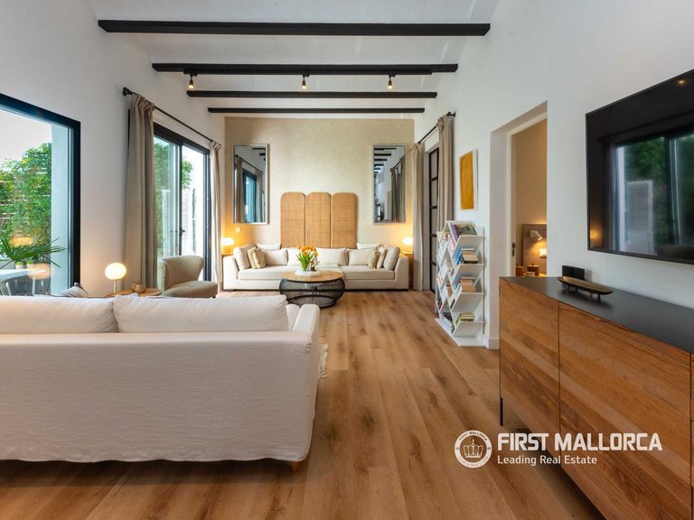 Town House for Sale in Palma De Mallorca, Balearic Islands 3