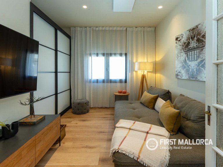 Town House for Sale in Palma De Mallorca, Balearic Islands 15