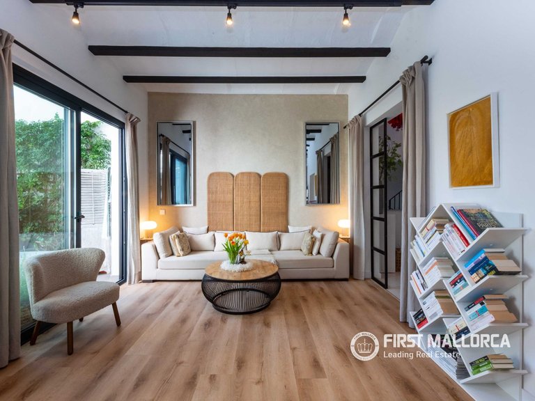Town House for Sale in Palma De Mallorca, Balearic Islands 8
