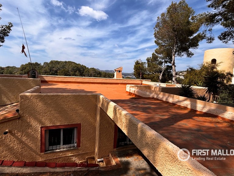 Villa for Sale in Santa Ponsa, Balearic Islands 4
