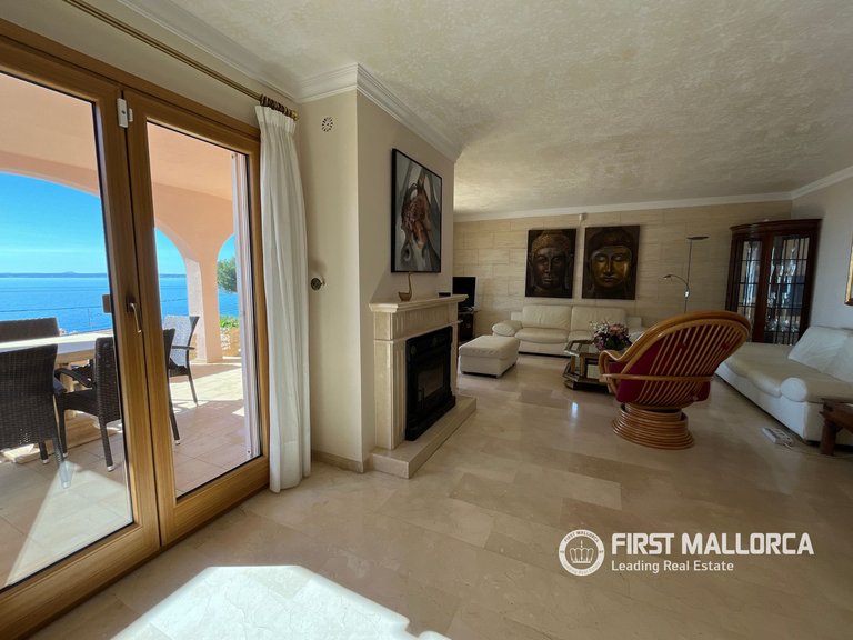 Villa for Sale in Alcanada, Balearic Islands 10