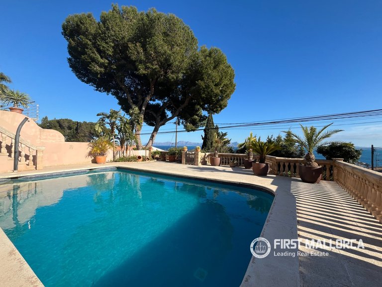 Villa for Sale in Alcanada, Balearic Islands 29